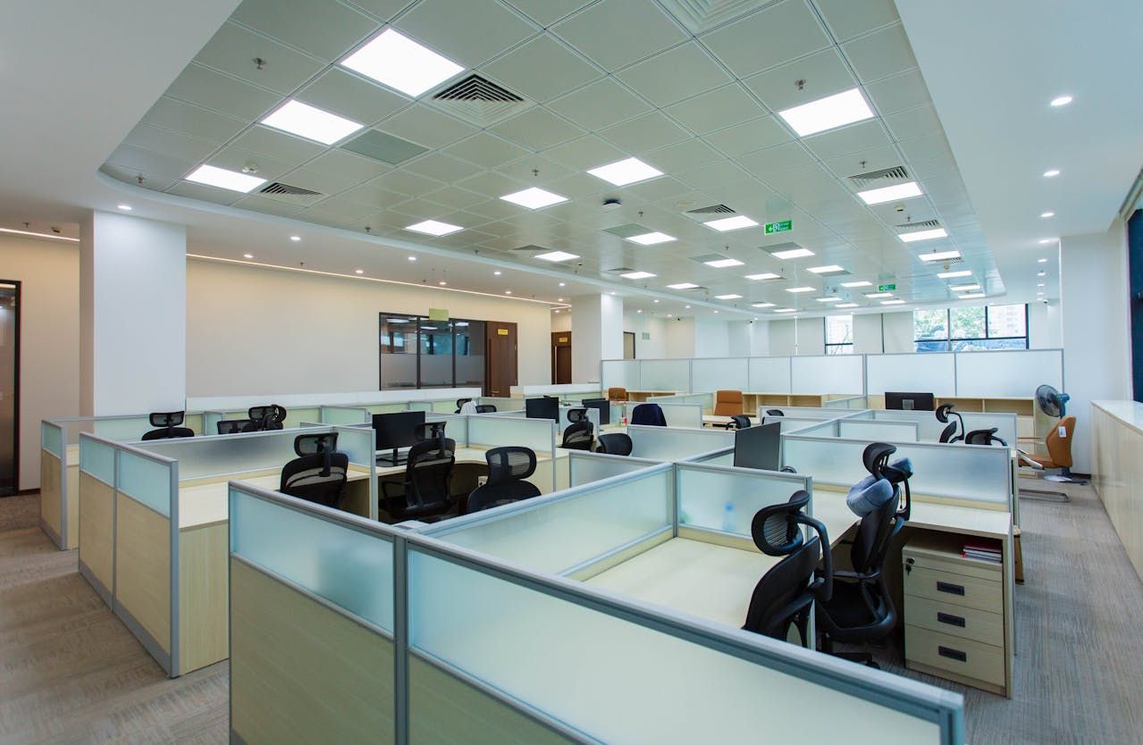 Commercial interior renovation contractor Kolkata